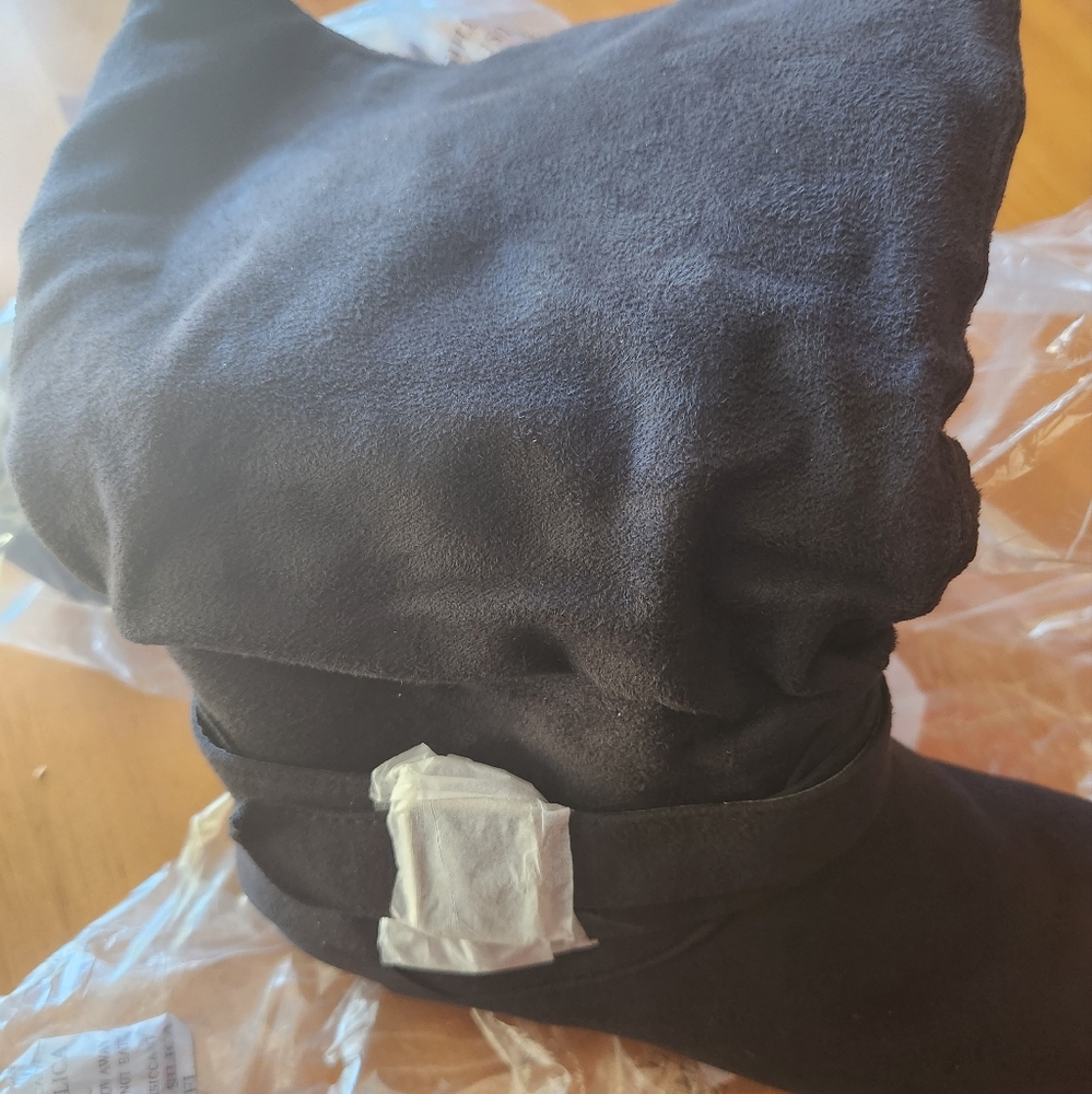 Slouch boot, size 9
